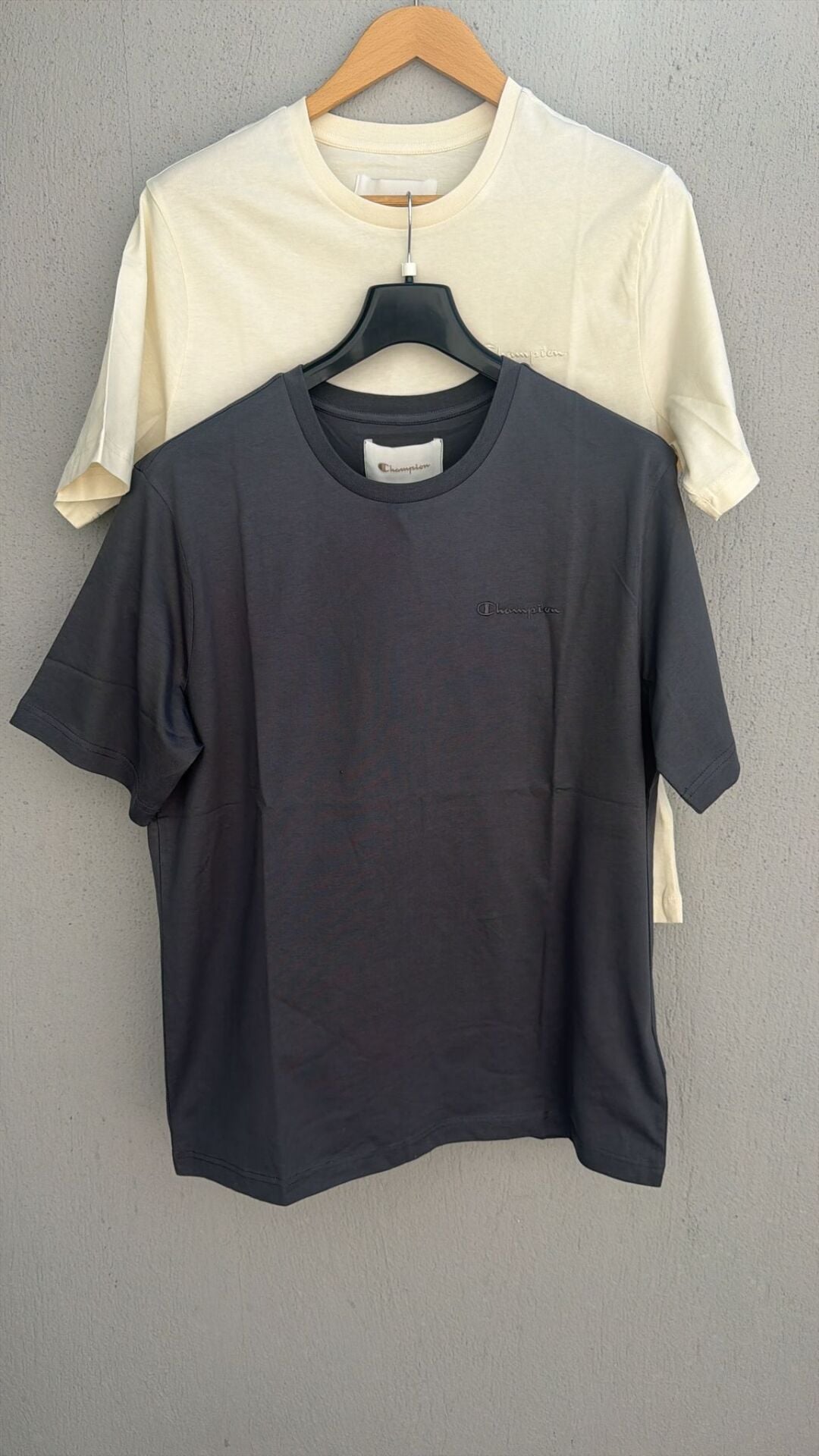 Champion unisex basic tshirt