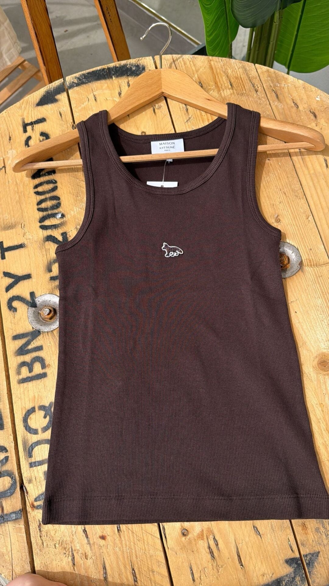 Masion kitsu kahverengi atlet