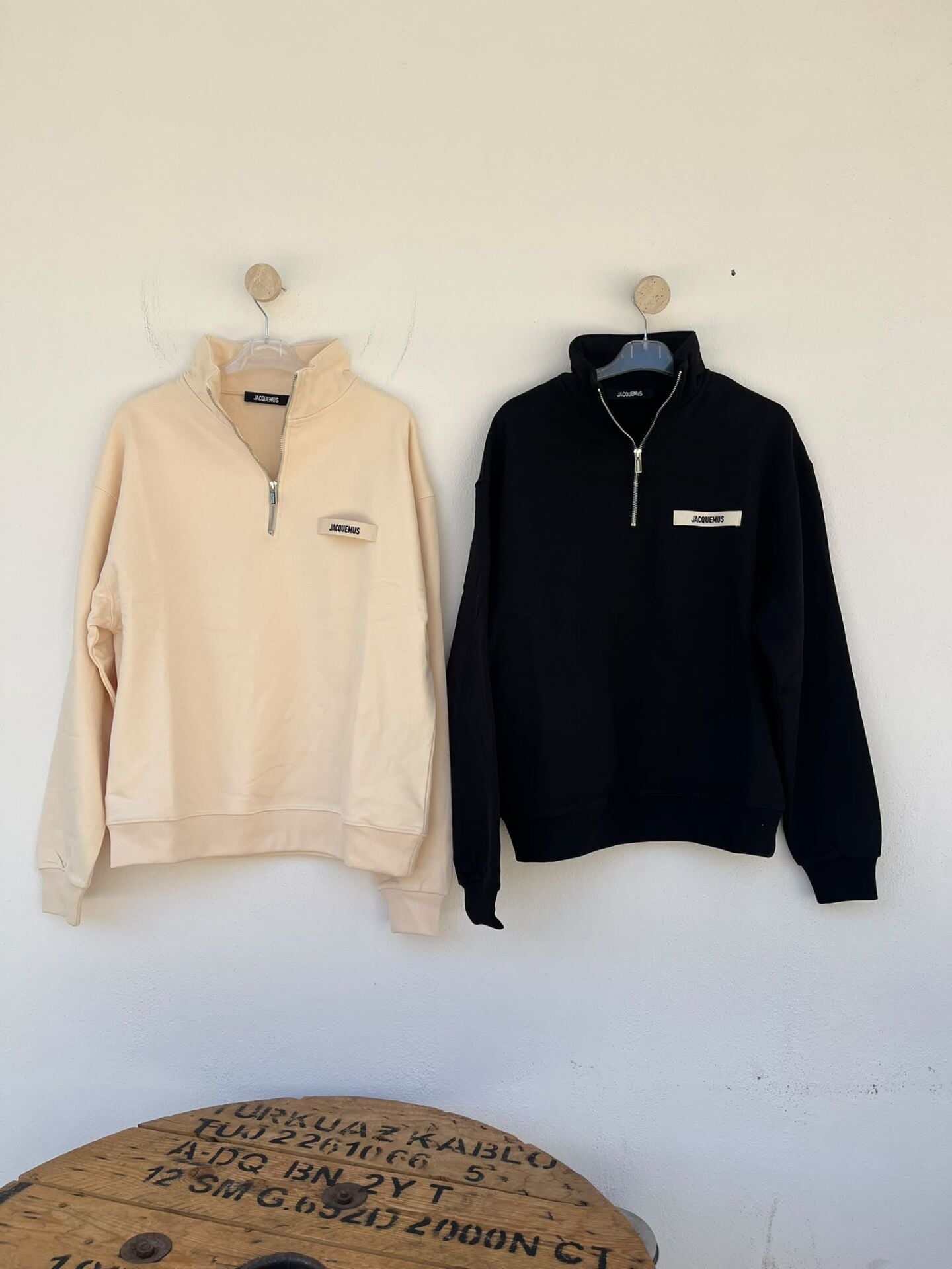 Jacquemus Unisex sweatshirt