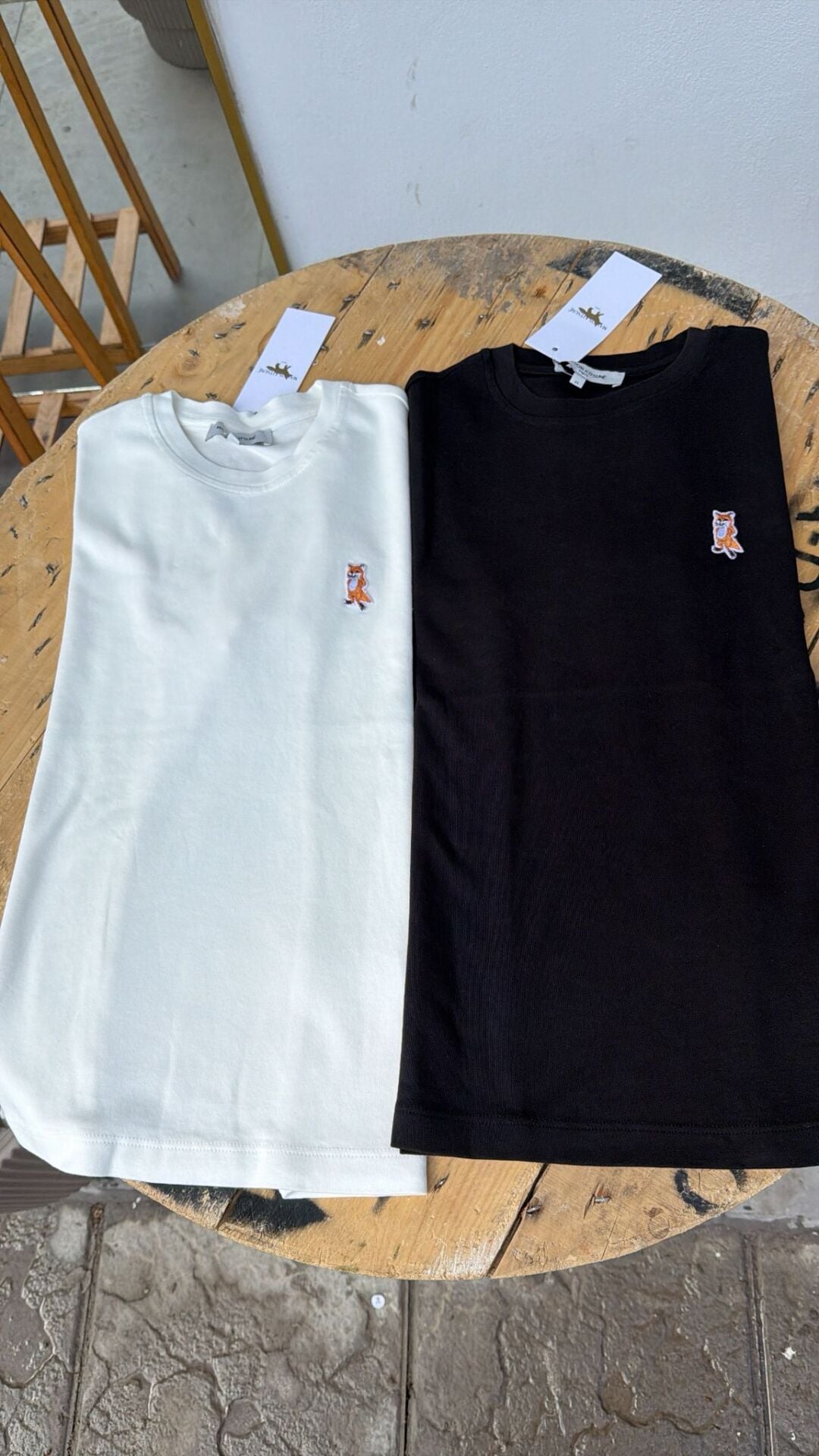 Maison kitsu bisiklet yaka basic kadın tshirt