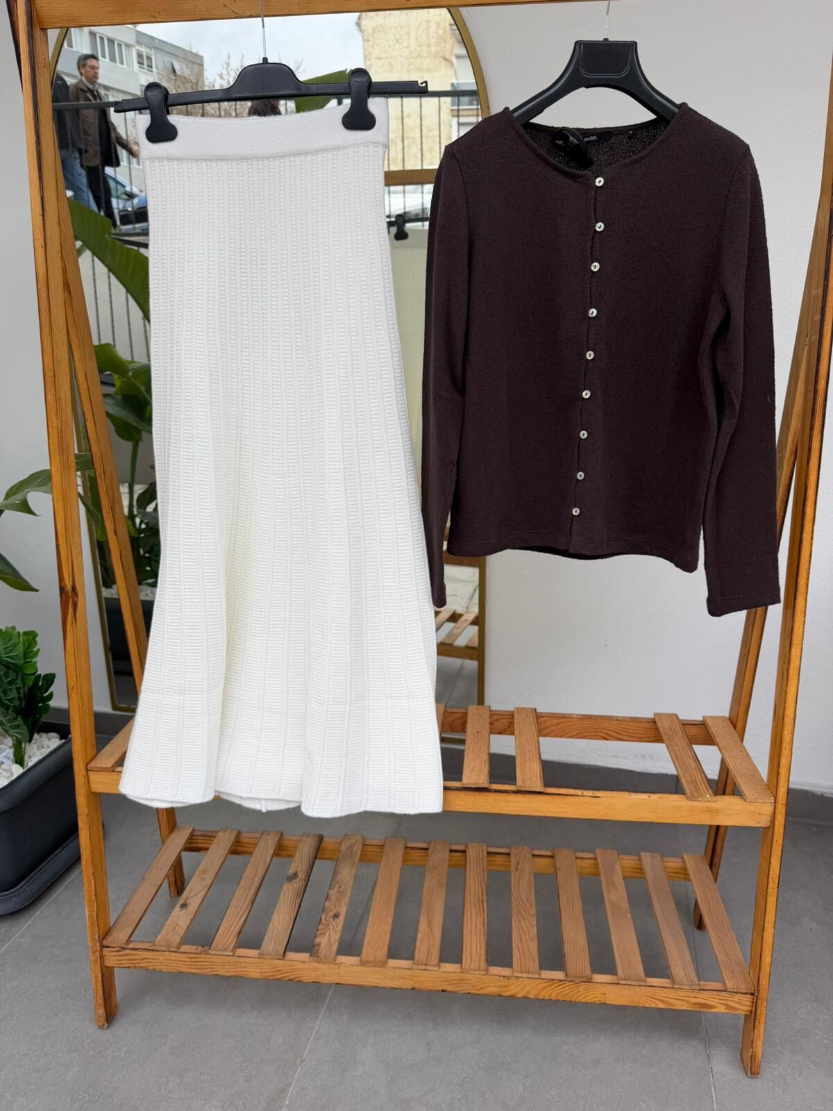 Yargıcı triko etek