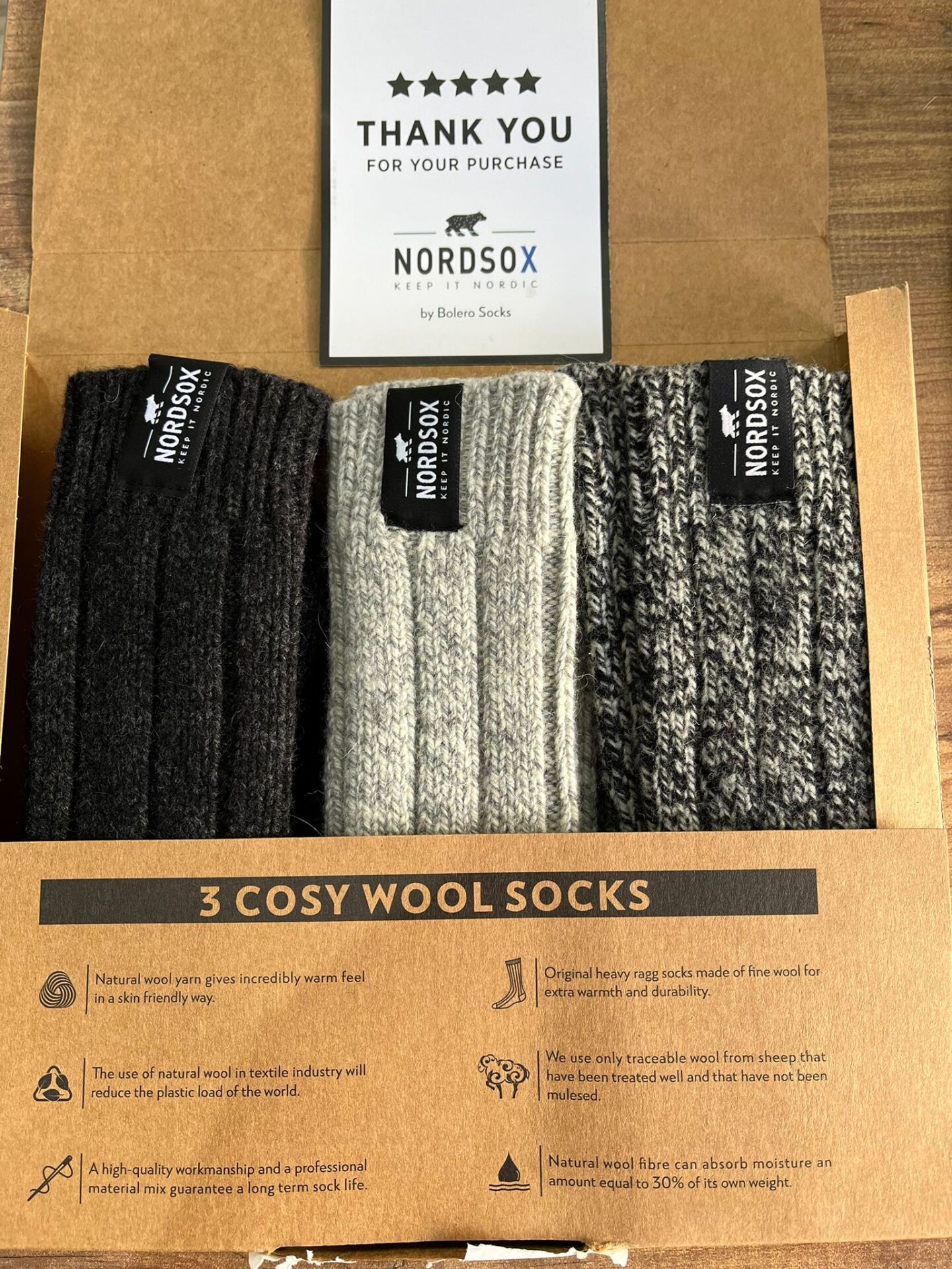 3 lü paket yün kadın çorap