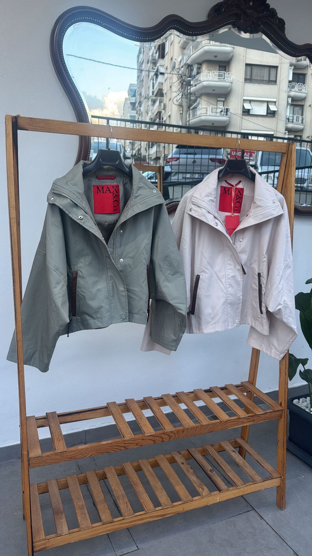 Max &co yarasa kol kadın ceket