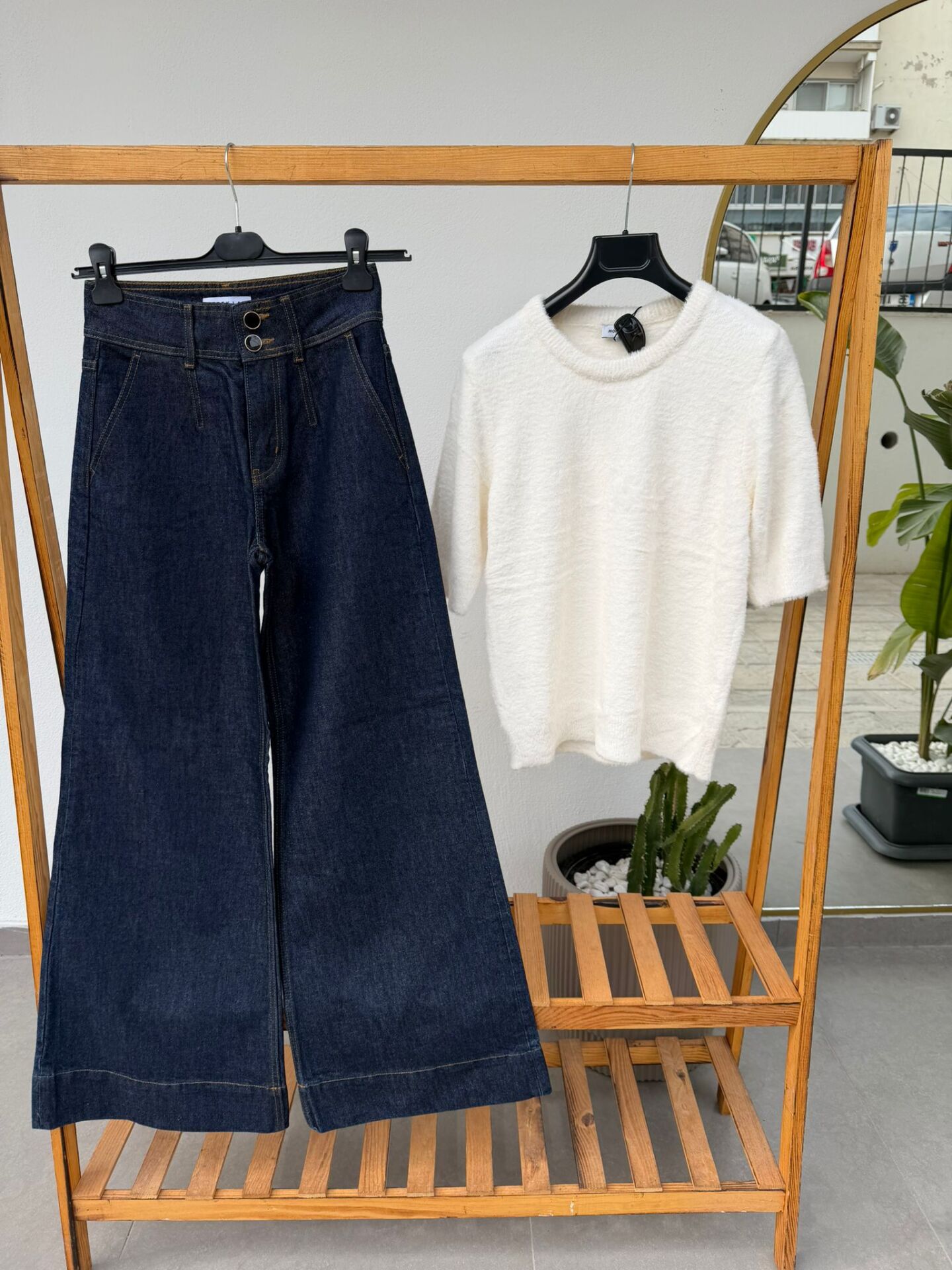 more &more  krem yumoş triko