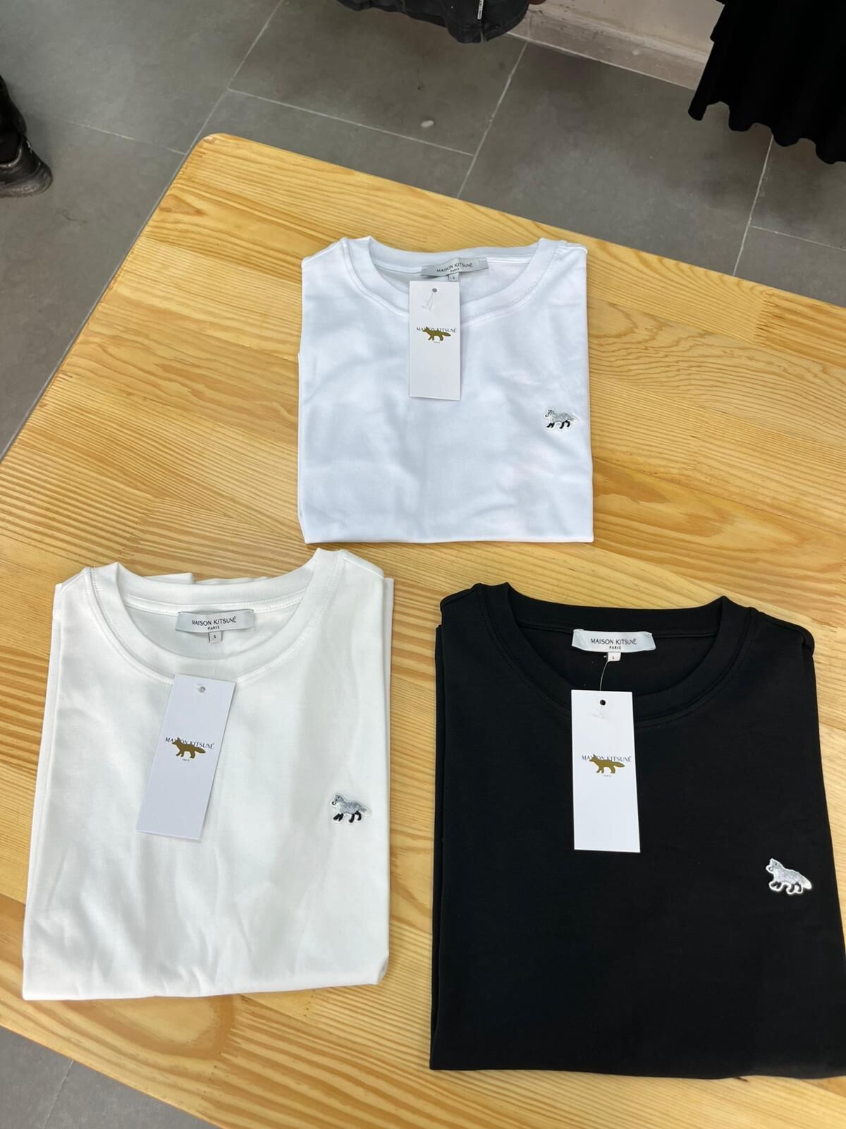 Tilkili basic tshirt