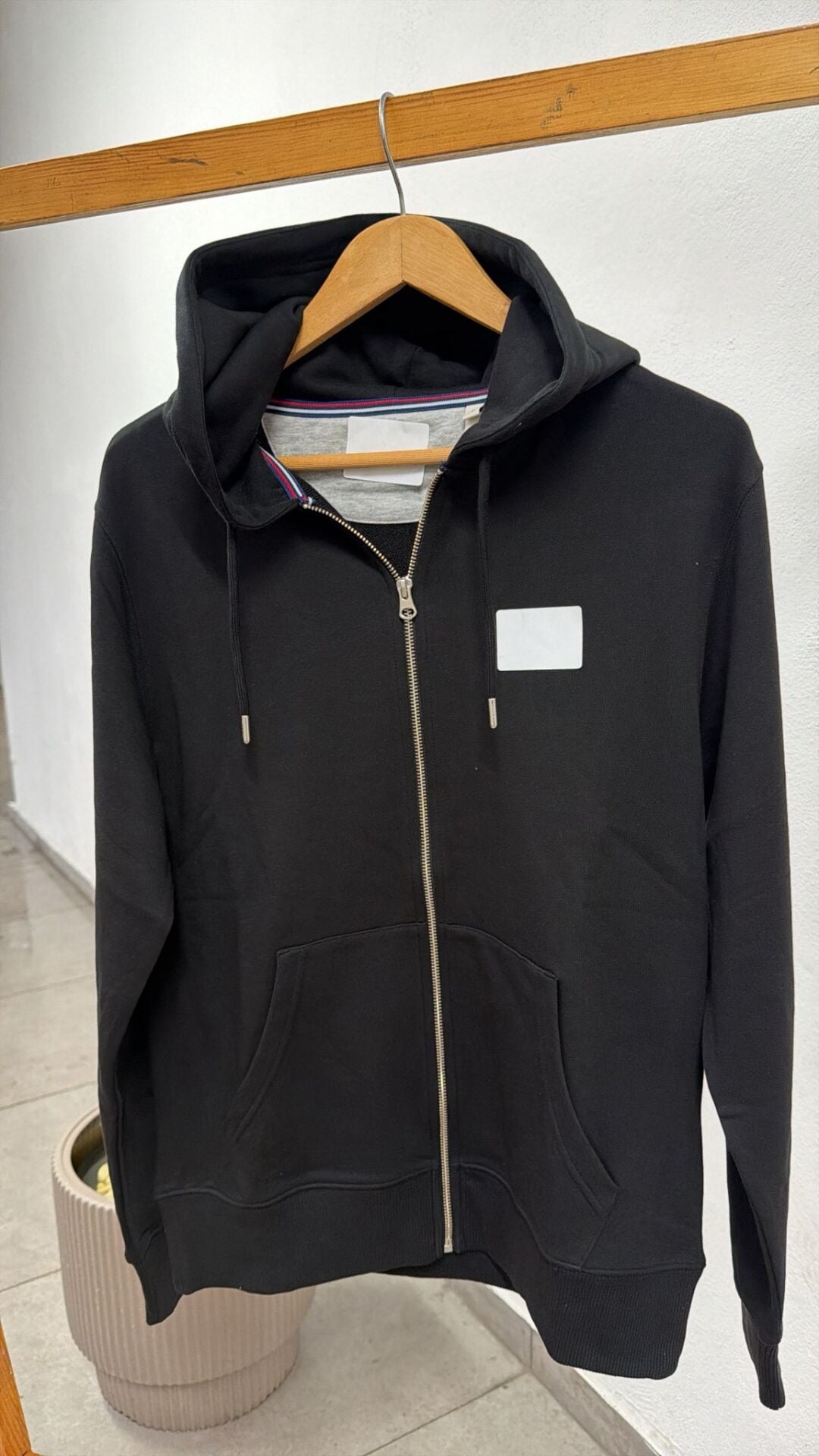 Kapüşonlu cepli unisex siyah sweat