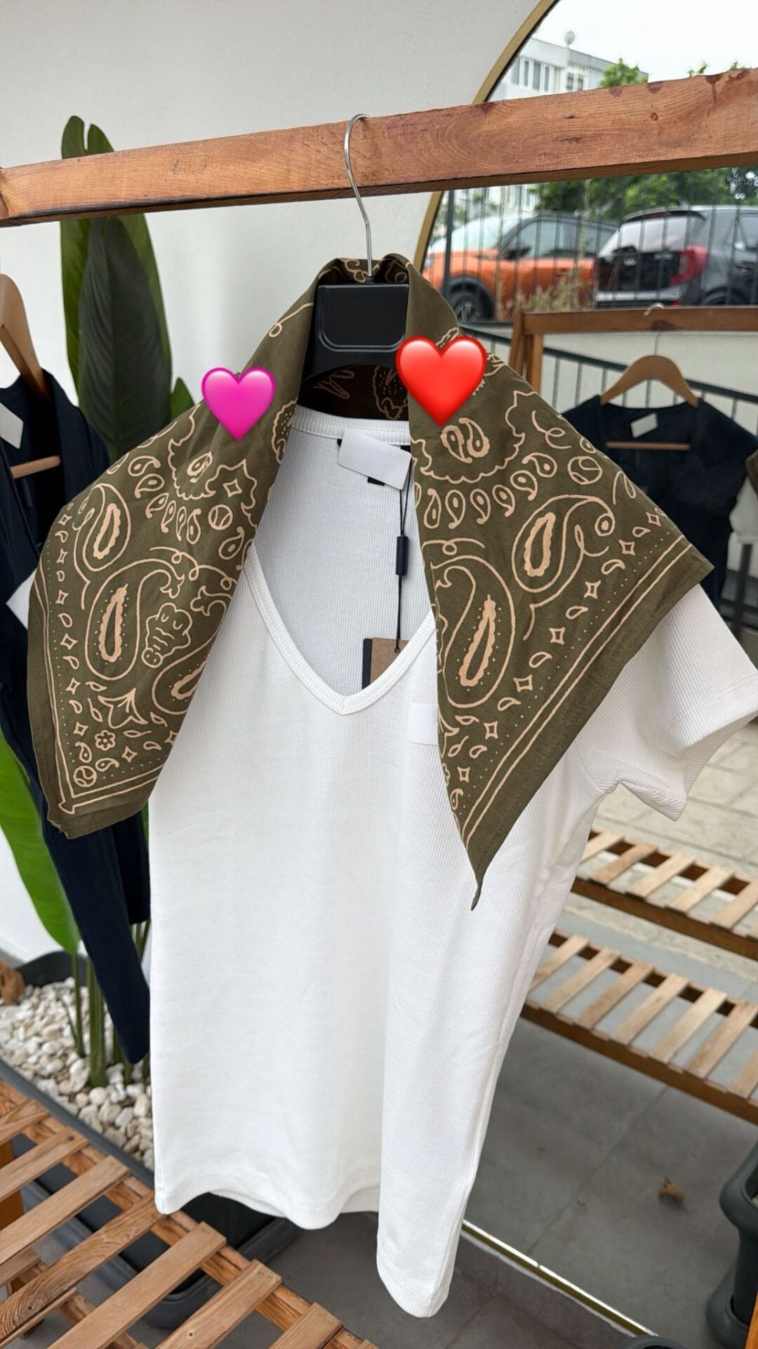 L etnik desen haki fular